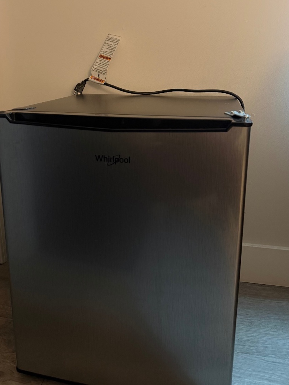 Whirlpool mini fridge
